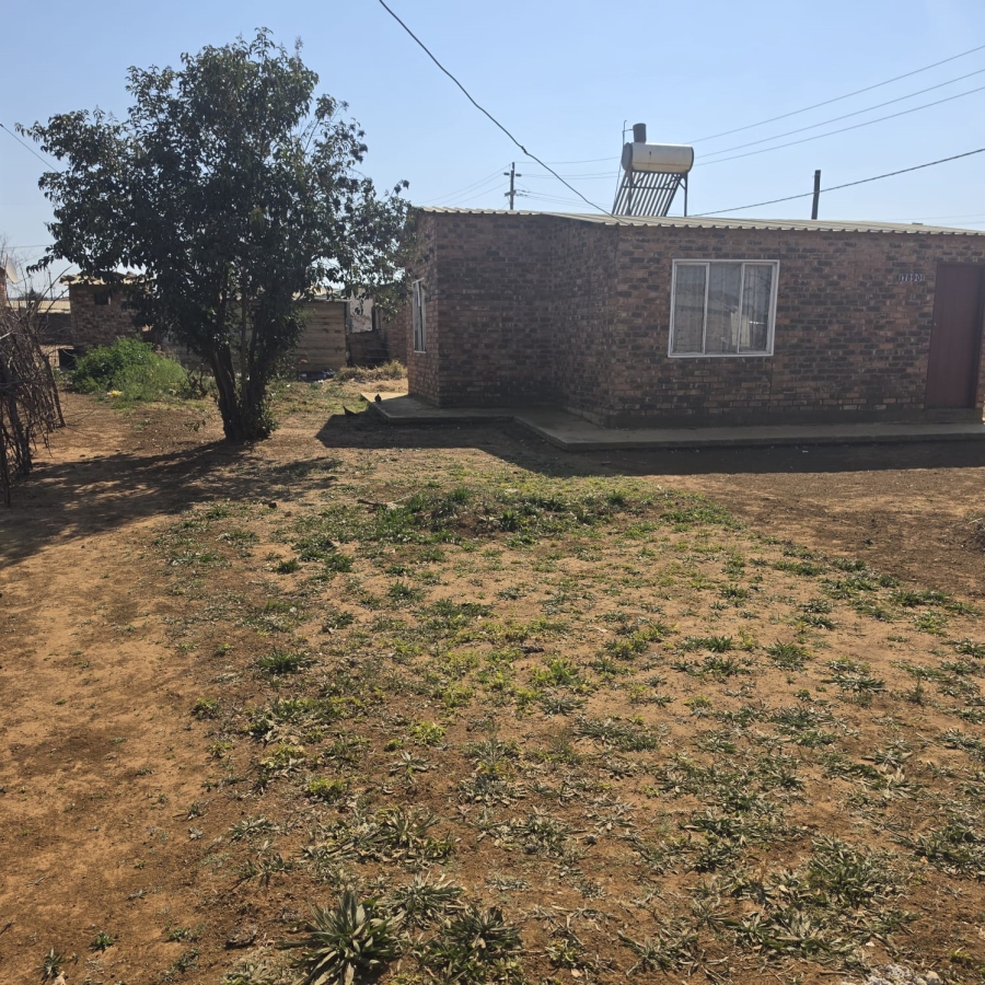 2 Bedroom Property for Sale in Ikageng North West